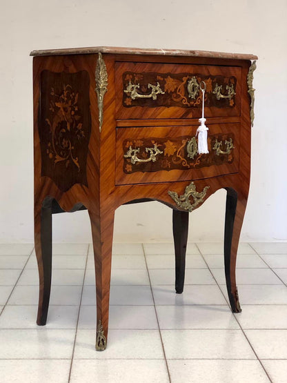Cassettone sagomato Napoleone III. Fine XIX secolo