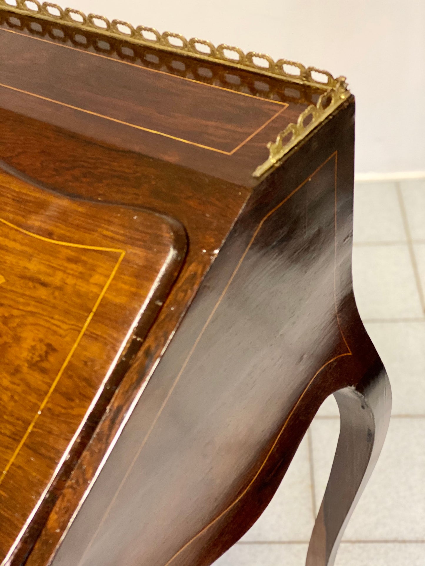 Napoleon III inlaid curved bureau