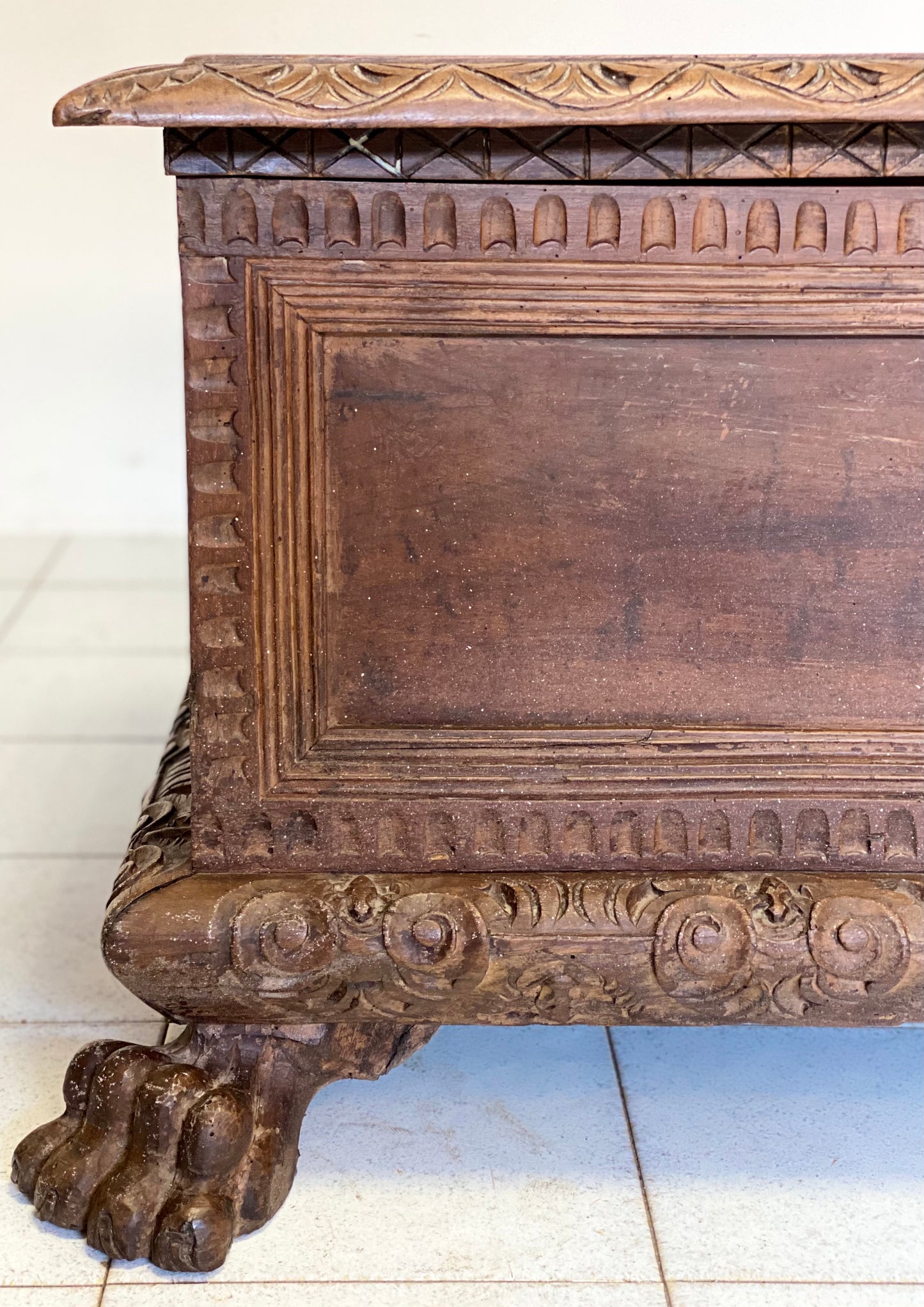 Chest Tuscany Liguria 16th century