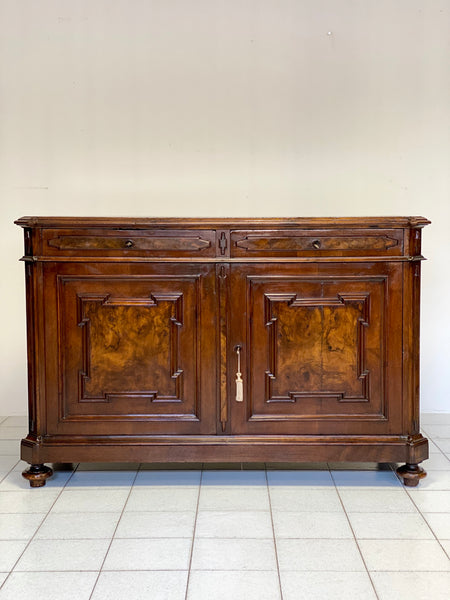 Credenza lombarda noce e radica XIX secolo ( restaurata)