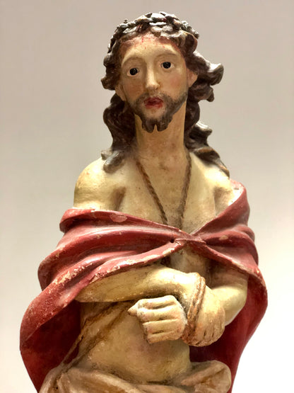 Standing Christ, polychrome wood, glass eyes. Early 18th century