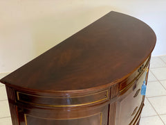 Credenza a demilune . Francia XIX secolo