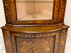 Angoliera olandese intarsiata . Inizio XIX secolo