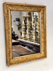 Specchiera barbizon dorata . XIX secolo