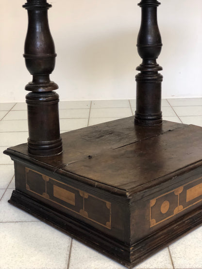 Louis XIV Balustrade Kneeler Emilia Ferrara