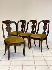 Gruppo di quattro sedie a gondola lombarde Carlo X . Inizio XIX secolo