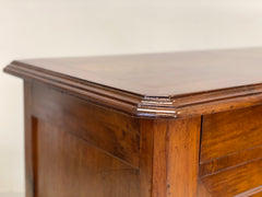 Credenza in noce metà 800 restaurata