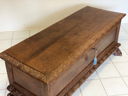 Chest Tuscany Liguria 16th century