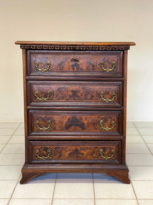 Cassettoncino Lombardo Luigi XIV .XVII secolo