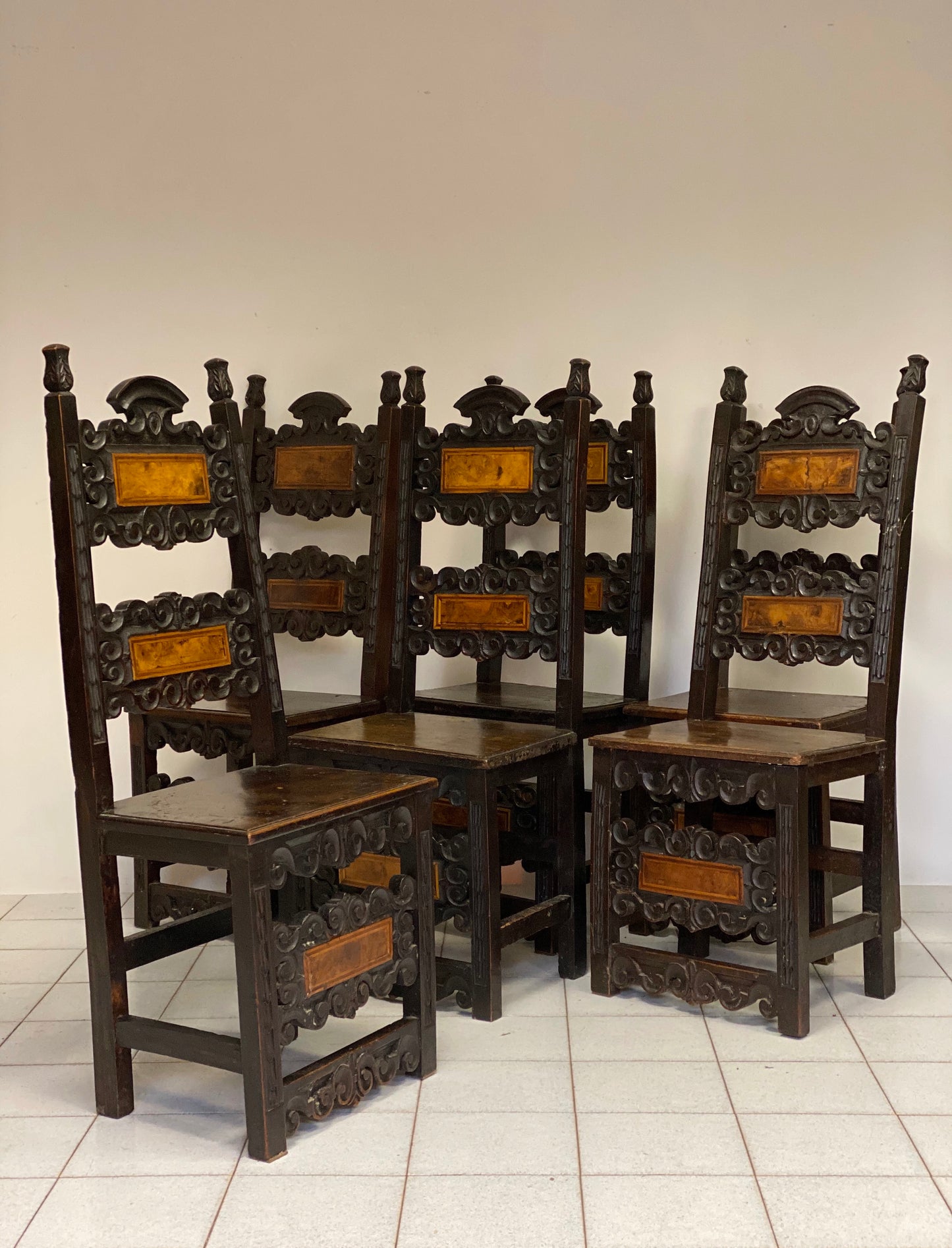 Group of six Lombard chairs in walnut. Early 17th century