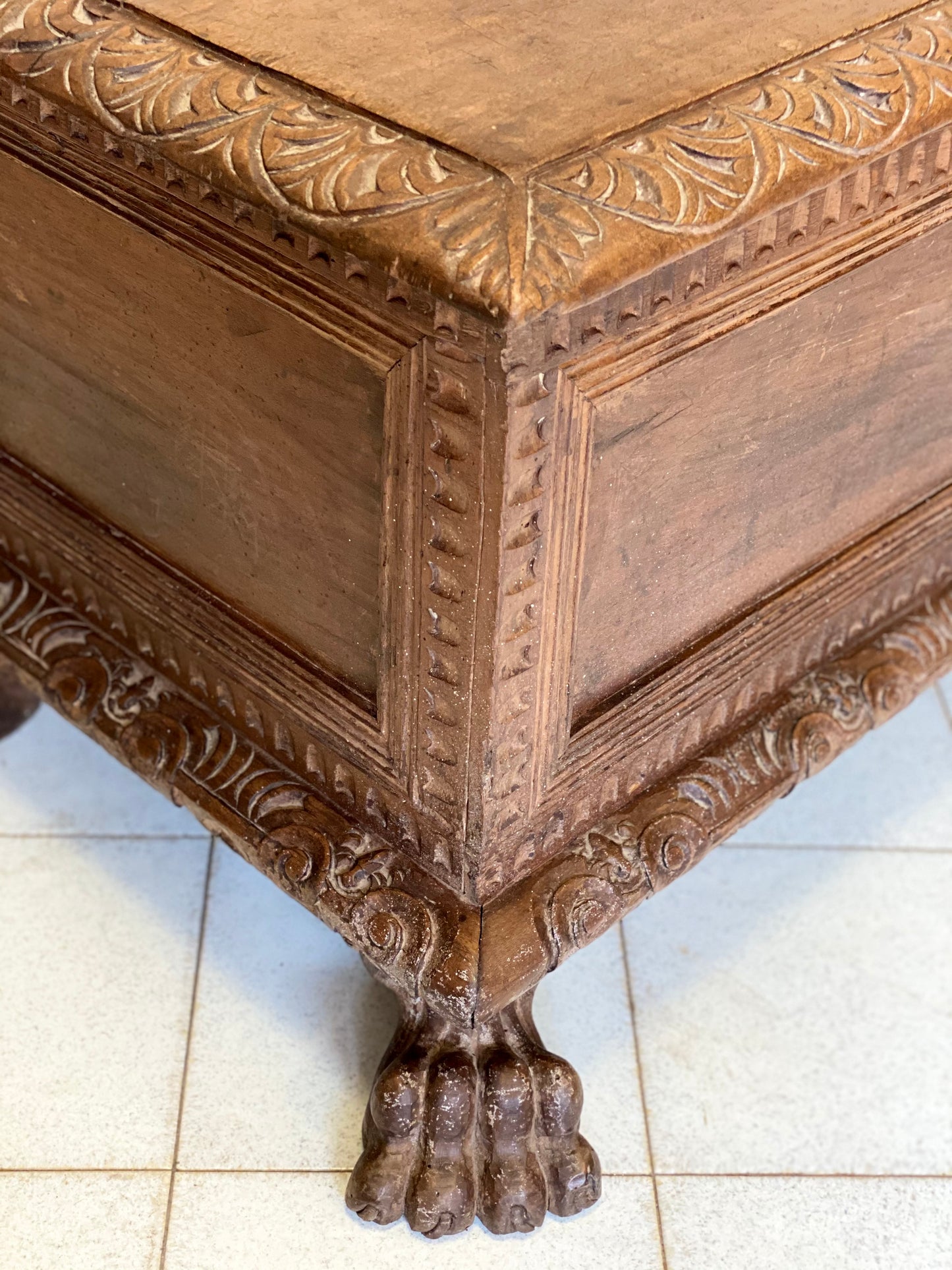 Chest Tuscany Liguria 16th century