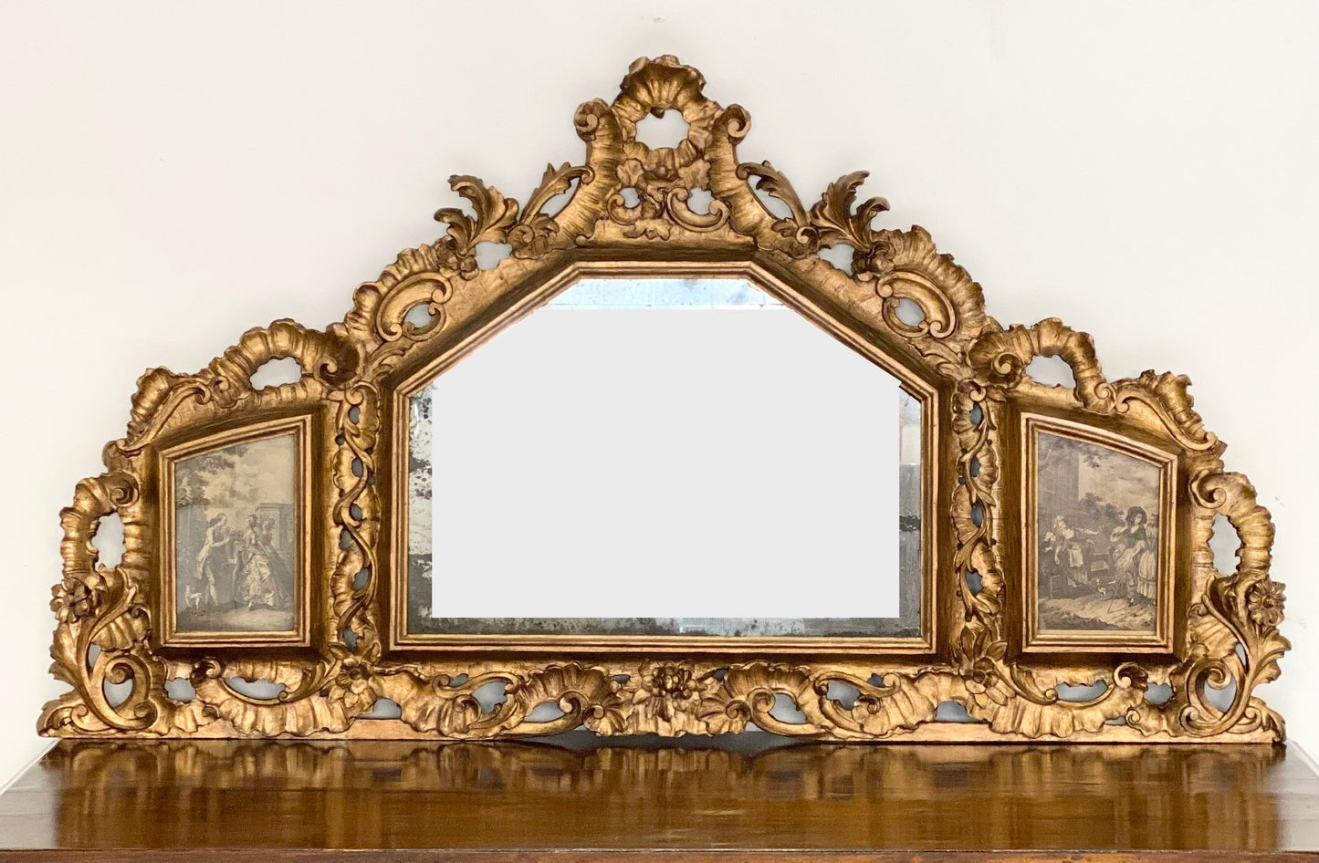 Specchiera in legno intagliato dorato fine XIX secolo