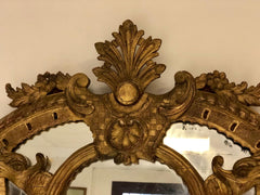 Specchiera in legno intagliato e dorato . Torino XIX secolo