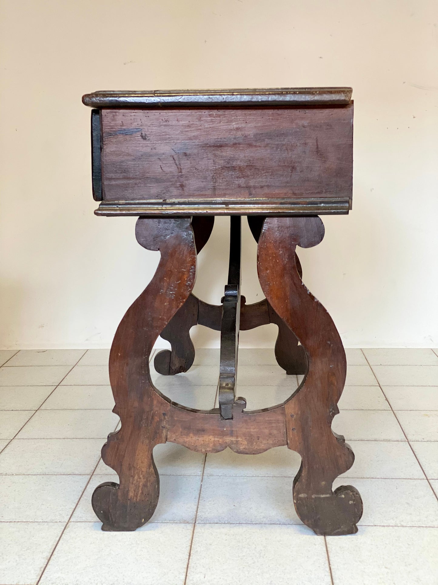 Tavolo scrittoio Luigi XIV Lombardo . XVII secolo