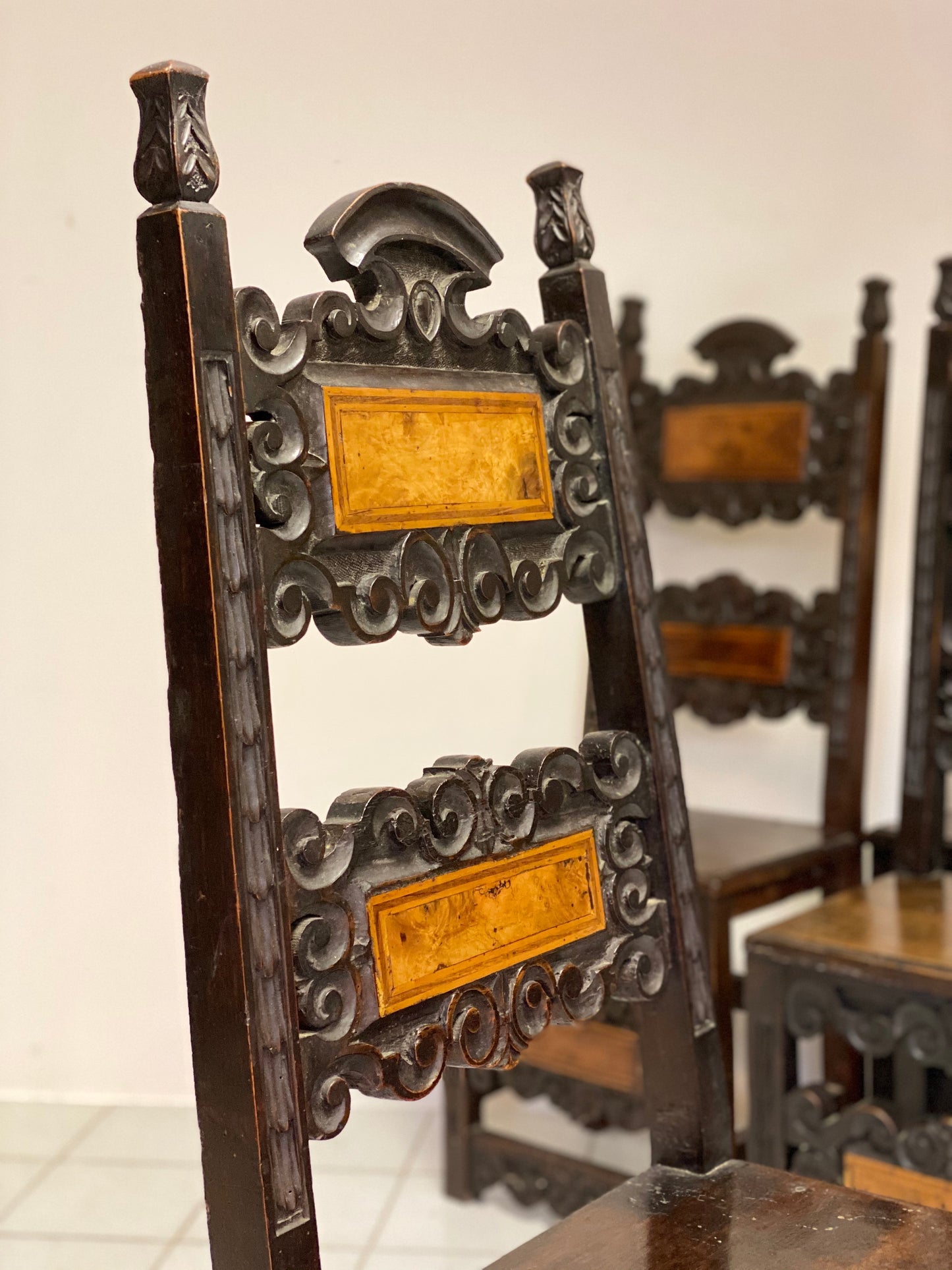 Group of six Lombard chairs in walnut. Early 17th century