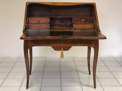 Walnut desk 18th century
