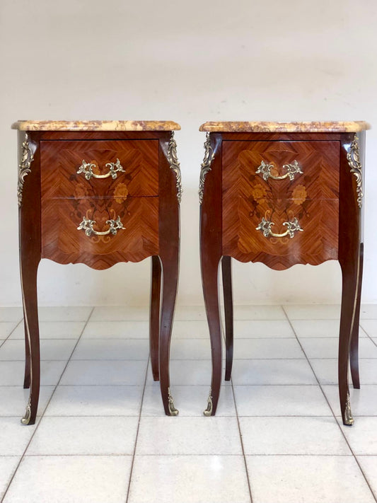 Coppia di comodini mossi bombati lastronati . Napoleone III