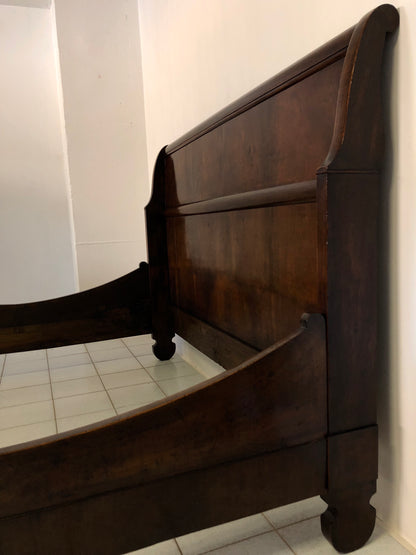 Letto a barca matrimoniale noce e radica di noce lombardo Carlo X