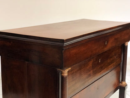 Empire chest of drawers in walnut. Milan