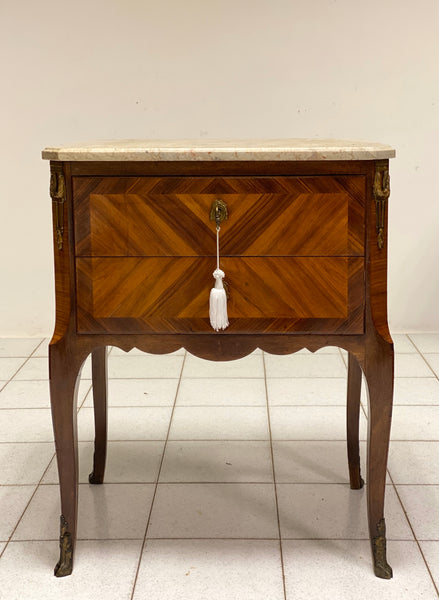 Piccolo cassettone Napoleone III fine 800