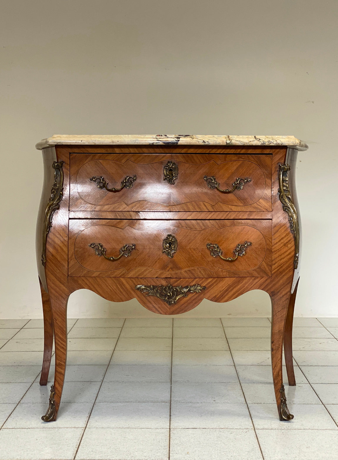 Cassettone bombato a ribalta . Napoleone III