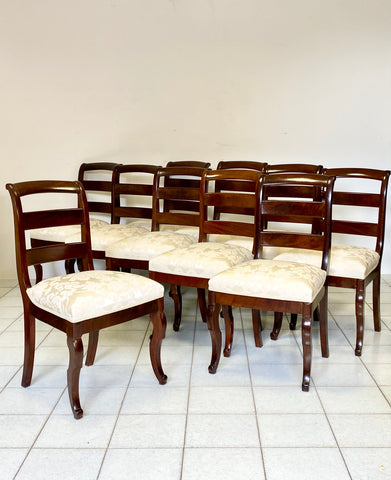 Gruppo di dieci sedie in noce Carlo X prima metà XIX secolo