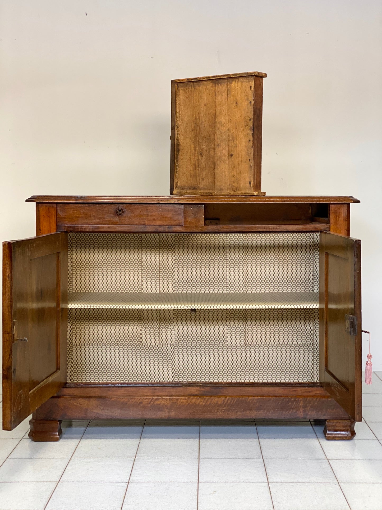Credenza in noce metà 800 restaurata