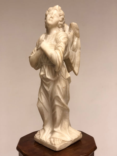 Angelo in estasi marmo Carrara . Fine XVIII secolo