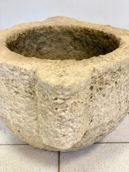 Grande mortaio in marmo . XIX secolo