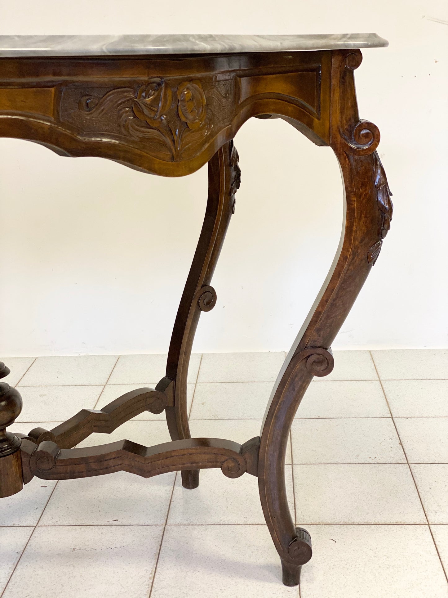 Consolle Luigi Filippo noce lombarda metà XIX secolo
