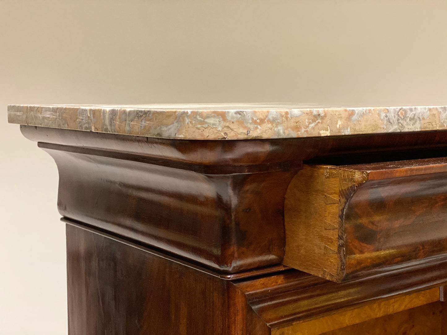 Secretaries Charles X feather mahogany. 19th century