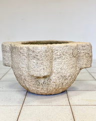 Grande mortaio in marmo . XIX secolo
