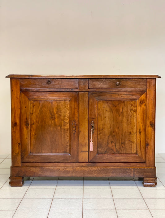 Credenza in noce metà 800 restaurata