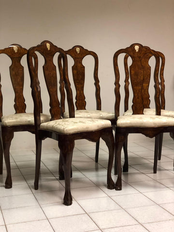 Gruppo di cinque sedie olandesi intarsiate . Inizio XIX secolo