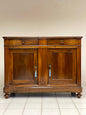 Credenza in noce lombarda metà XIX secolo . Restaurata