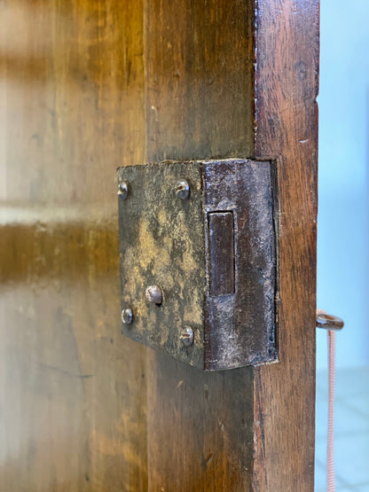 Credenza in noce metà 800 restaurata