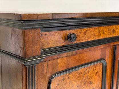 Lombard two-door sideboard in walnut and briar. 19th century