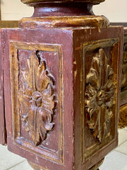 Letto matrimoniale legno laccato dorato. Lucca Siena fine XVI inizio XVII secolo