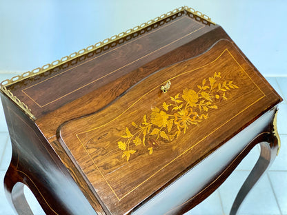 Napoleon III inlaid curved bureau