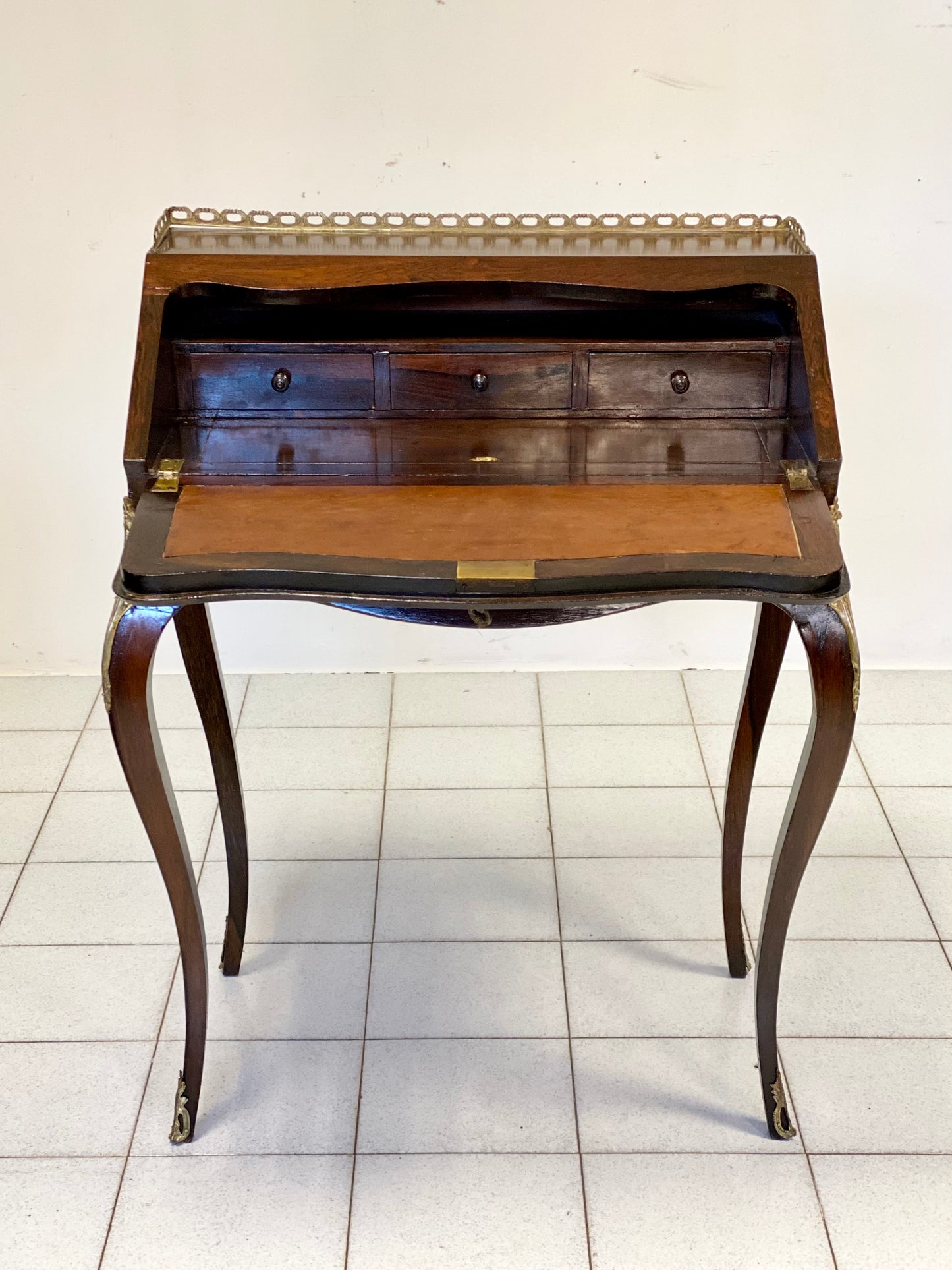 Napoleon III inlaid curved bureau