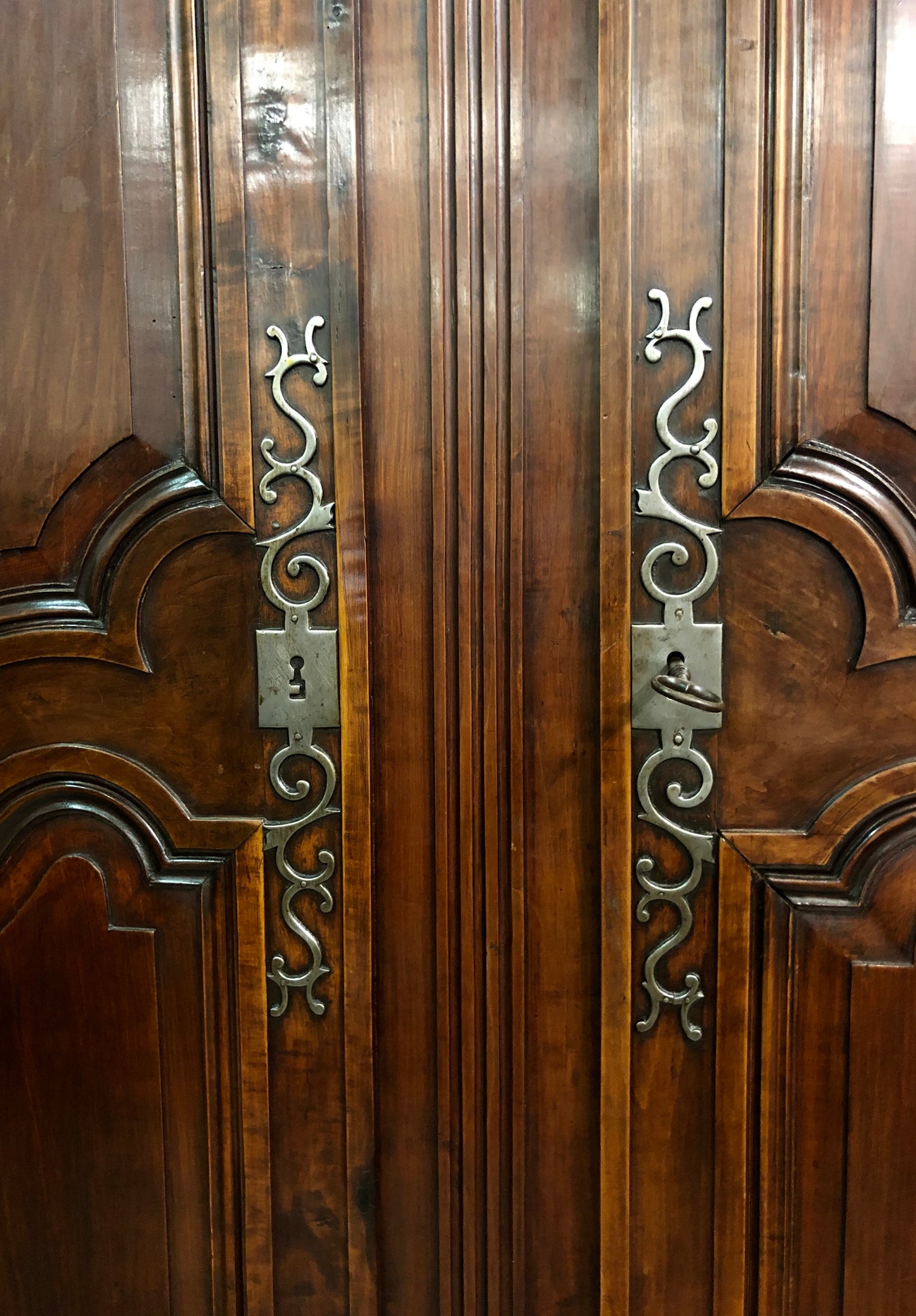 Louis XV wardrobe carved cherry. 18th century