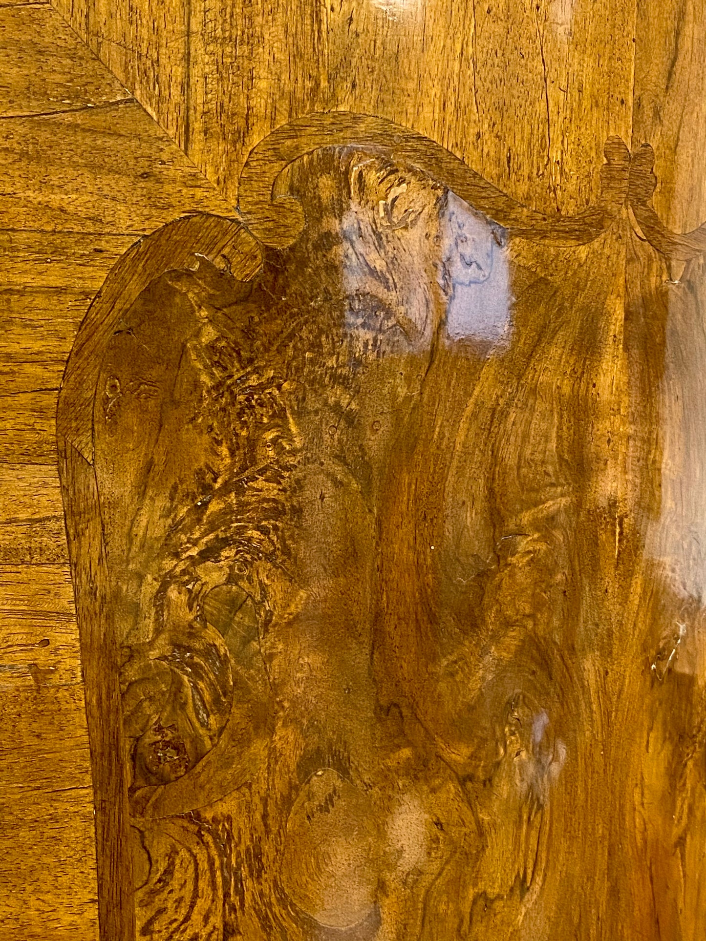 Angoliera Luigi XIV bombata . Ferrara fine XVII secolo