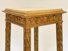 Colonna portavaso in legno intagliato e dorato. Metà 800