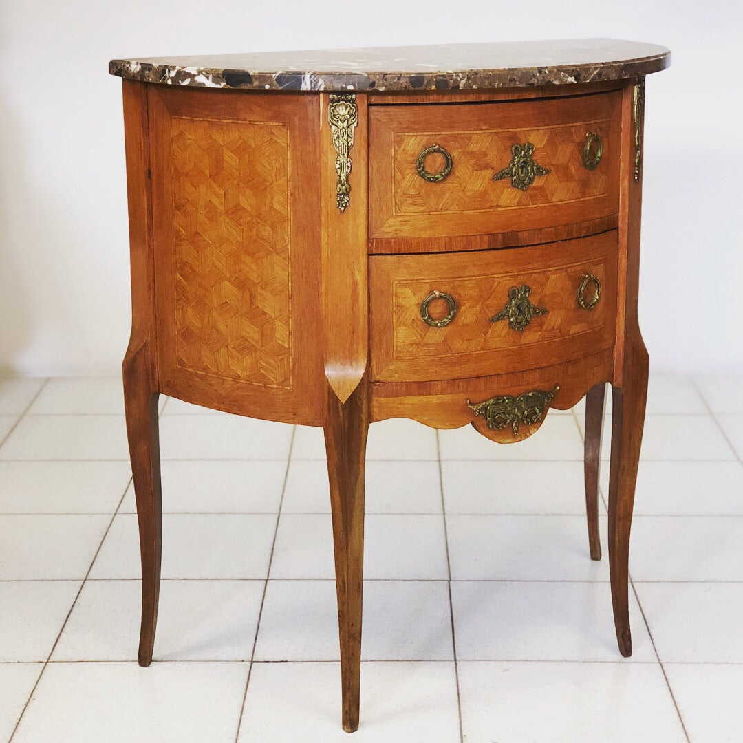 Crescent-shaped chest of drawers. Napoleon III