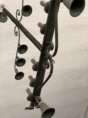 Lampadario in ferro battuto