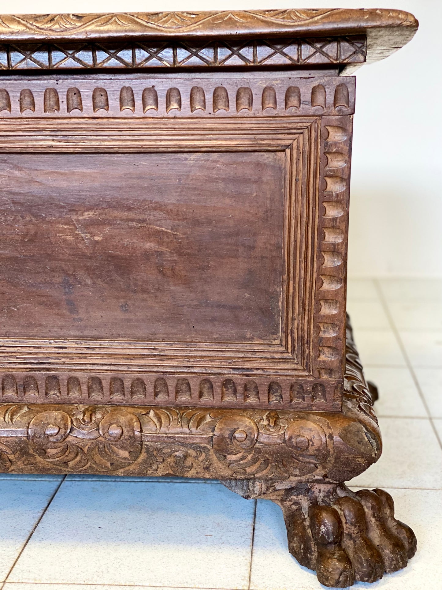 Chest Tuscany Liguria 16th century