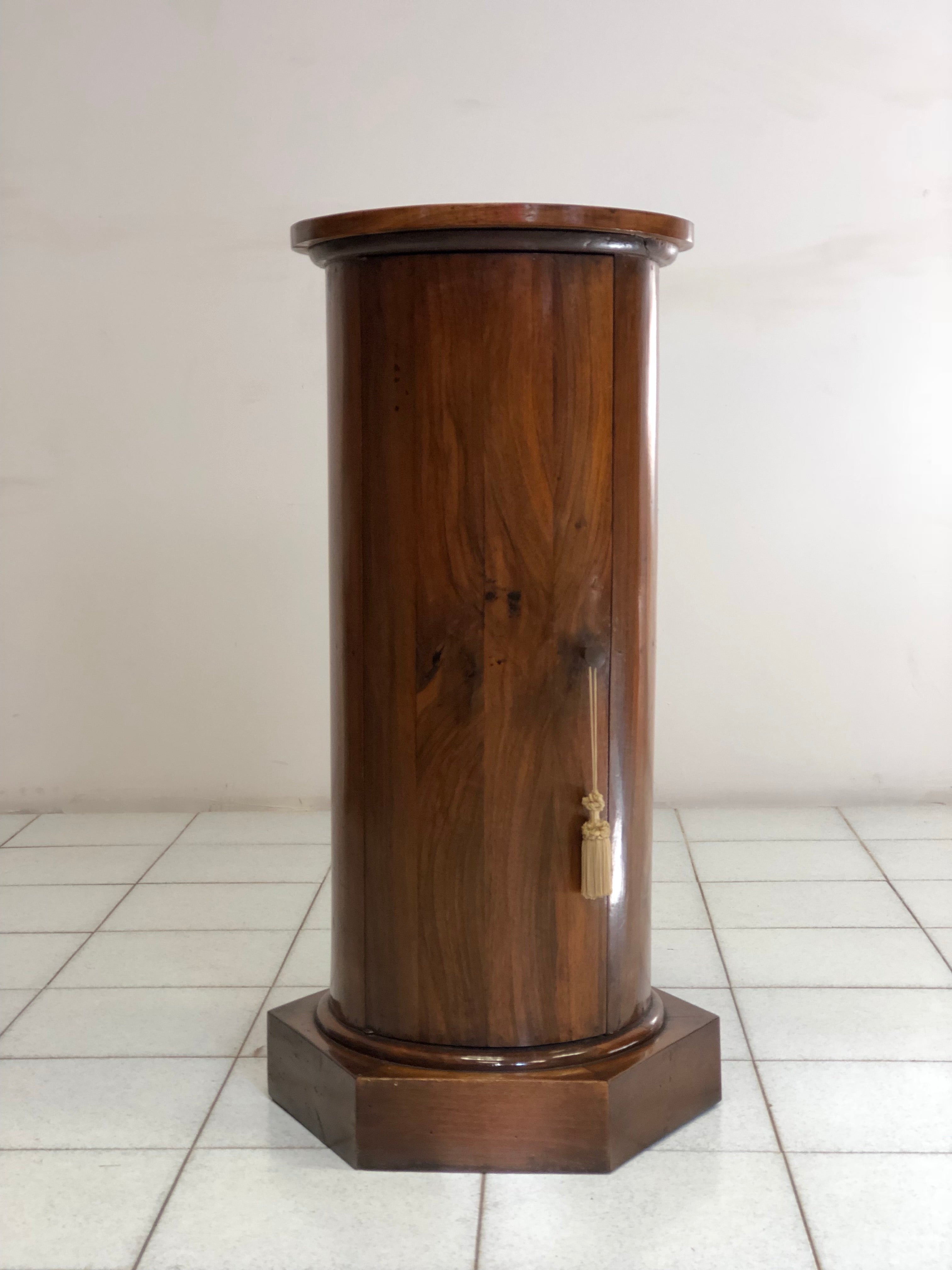 Colonna lombarda in noce epoca impero