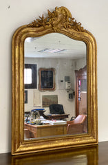 Specchiera legno intagliato dorato. XIX secolo . Restaurata