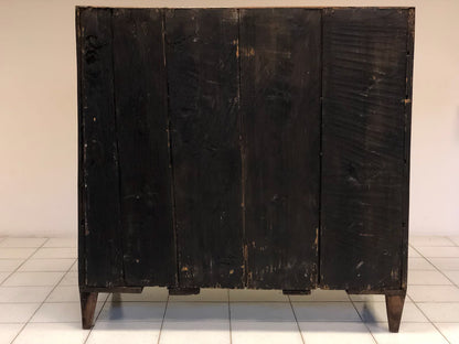 Walnut inlaid desk. Trento Louis XVI period