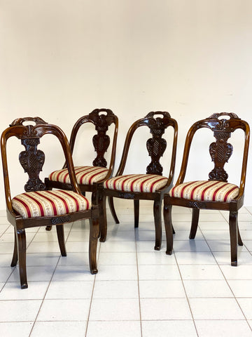 Gruppo di quattro sedie impero a gondola lombarde Carlo X . Inizio XIX secolo